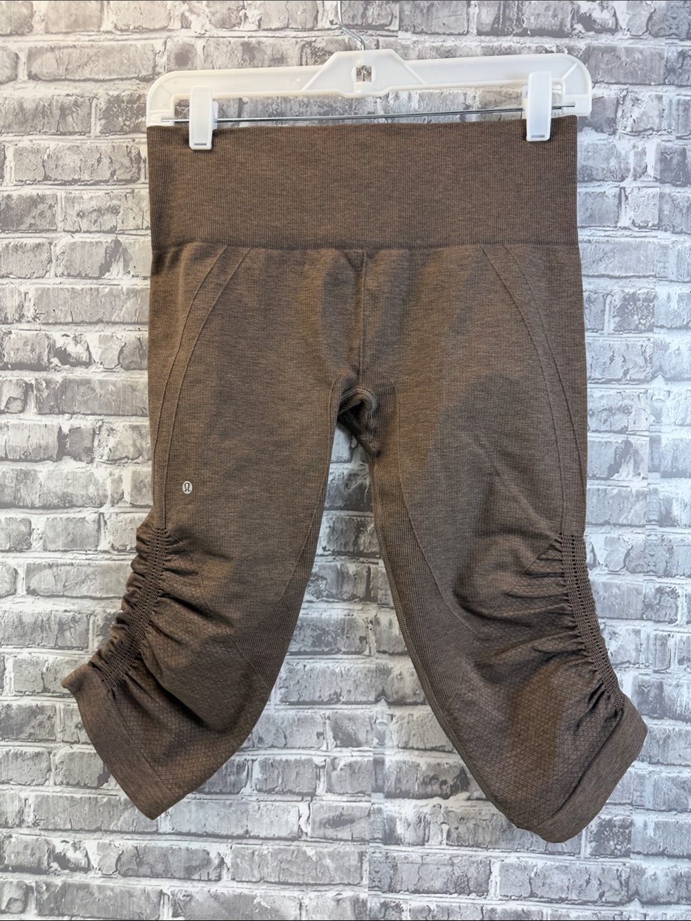 lululemon athletica Brown Ruched Capri Leggings
